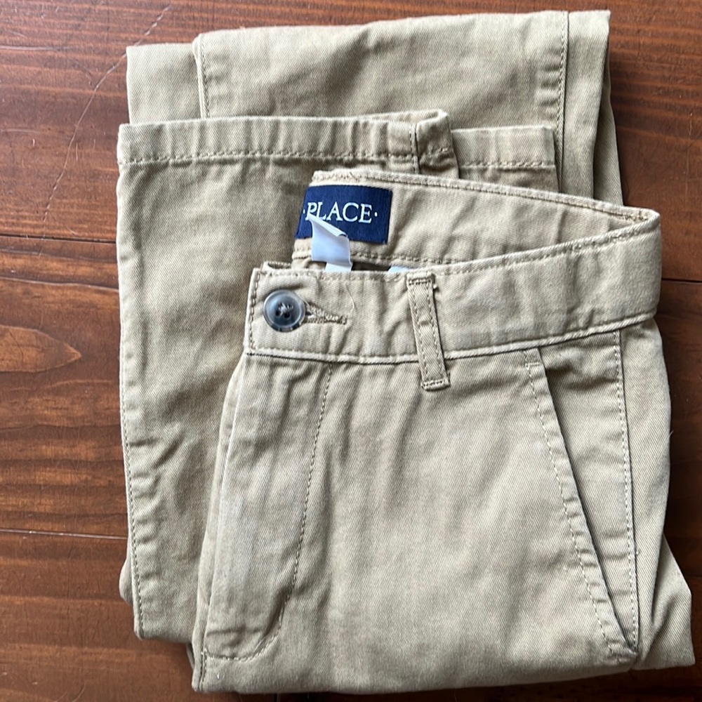 Like new-Children’s place 14 slim khakis